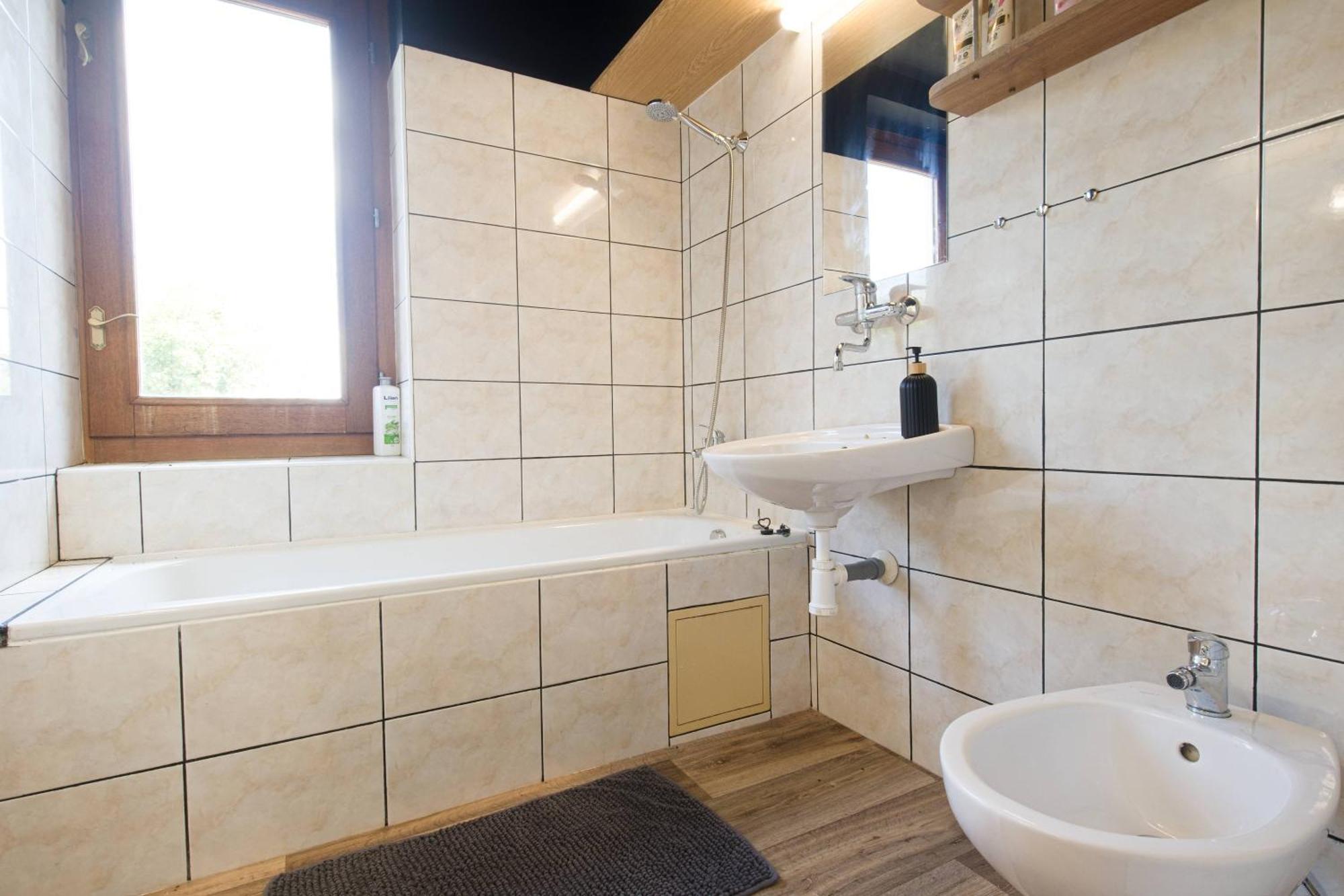 Apartman Kralik Nové Město nad Metují Exteriör bild